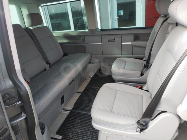 Volkswagen Multivan T5, 2010 г.
