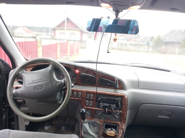 Kia Carnival I, 7 мест, 2001 г.