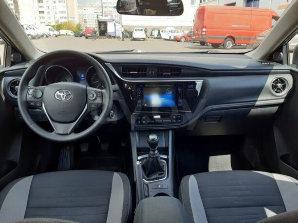 Toyota Auris II (E180) · Рестайлинг, 2015 г.