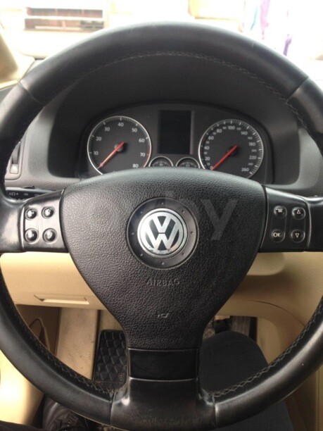 Volkswagen Touran I, 5 мест, 2006 г.