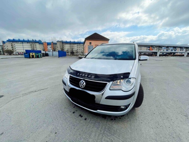 Volkswagen Touran I · Рестайлинг, 5 мест, 2009 г.