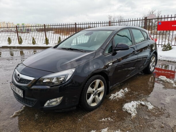 Opel Astra J, 2009 г.