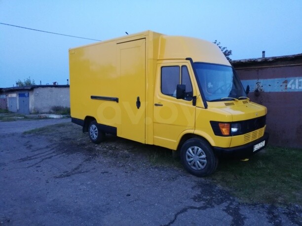 Mercedes Т1 207D - 410D 308D, 1995 г.