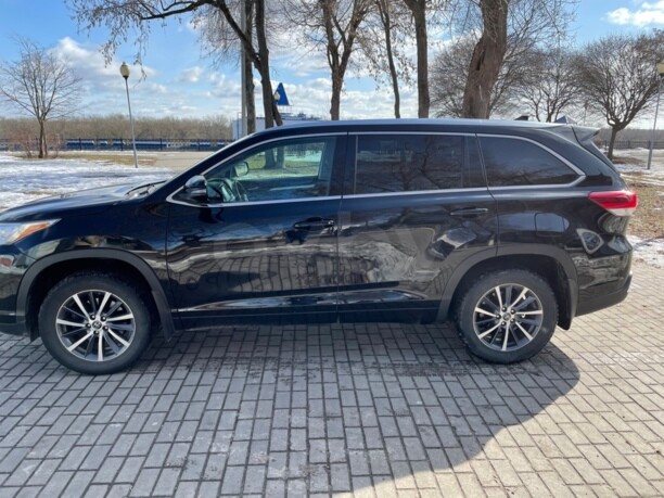 Toyota Highlander III (XU50) · Рестайлинг, 7 мест, 2017 г.