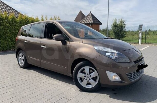 Renault Grand Scenic III, 5 мест, 2009 г.