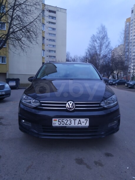 Volkswagen Touran III, 5 мест, 2017 г.