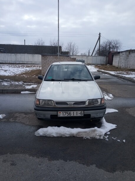 Nissan Sunny N14, 1993 г.