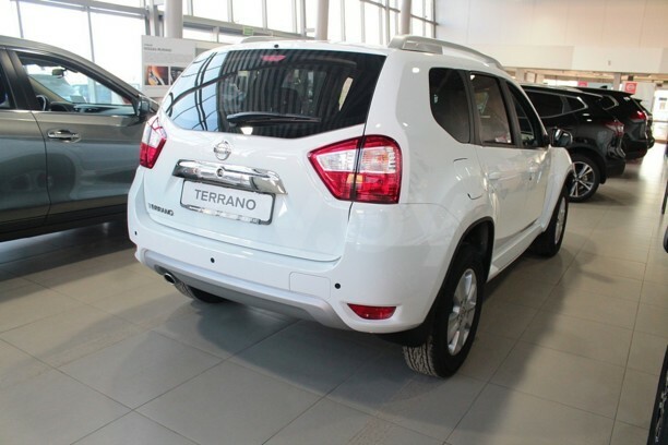 Nissan Terrano V, 5 мест, 2021 г.