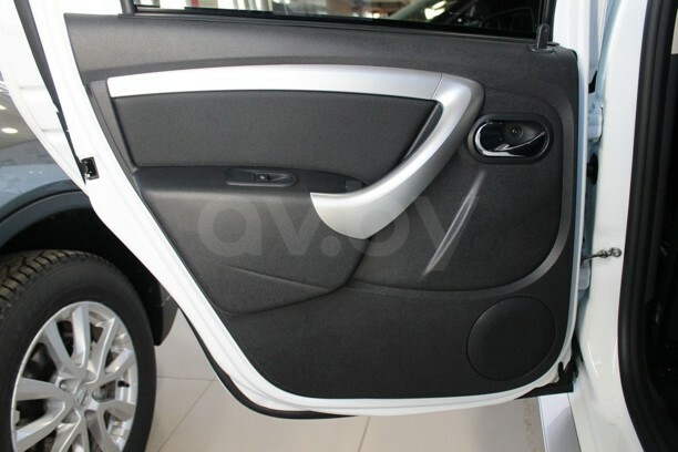 Nissan Terrano V, 5 мест, 2021 г.