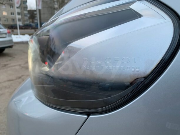 Peugeot Traveller, 7 мест, 2018 г.