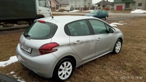 Peugeot 208 I · Рестайлинг, 2015 г.