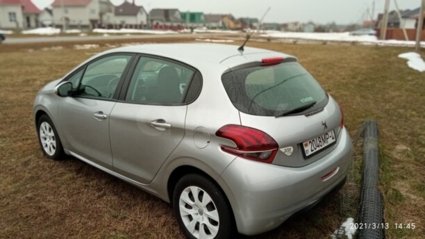 Peugeot 208 I · Рестайлинг, 2015 г.