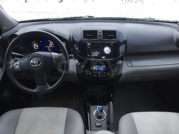 Toyota RAV4 III (XA30) · Рестайлинг, 5 мест, 2013 г.
