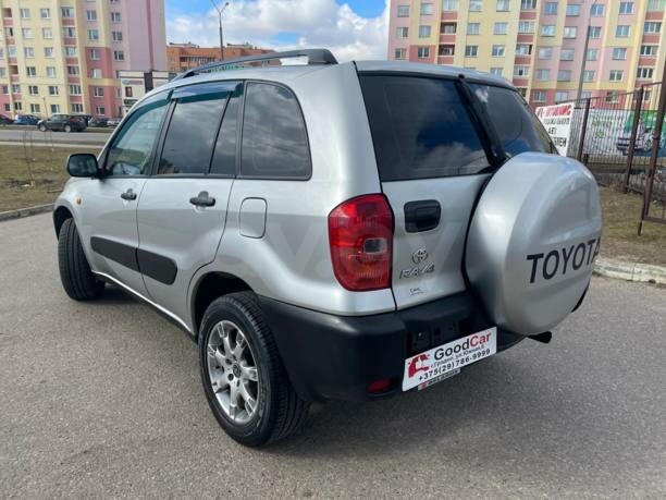 Toyota RAV4 II (XA20), 5 мест, 2001 г.