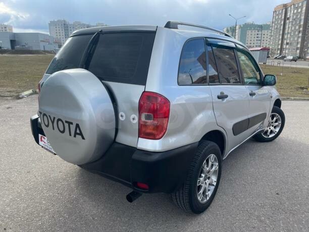 Toyota RAV4 II (XA20), 5 мест, 2001 г.