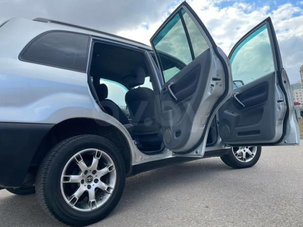 Toyota RAV4 II (XA20), 5 мест, 2001 г.