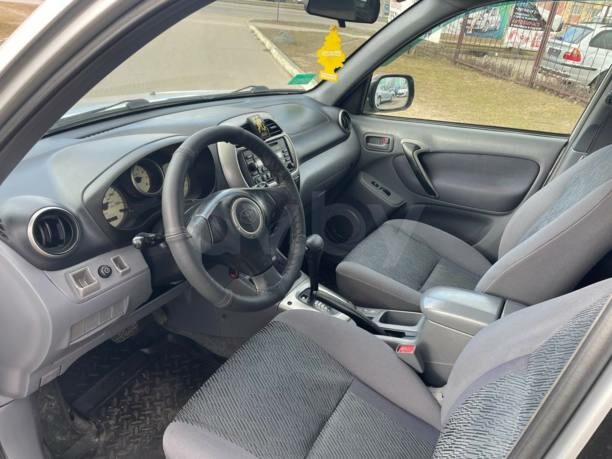 Toyota RAV4 II (XA20), 5 мест, 2001 г.