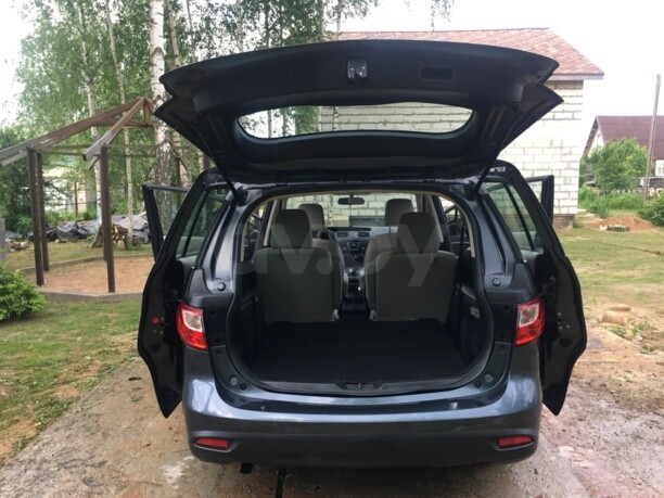 Mazda 5 II, 7 мест, 2011 г.