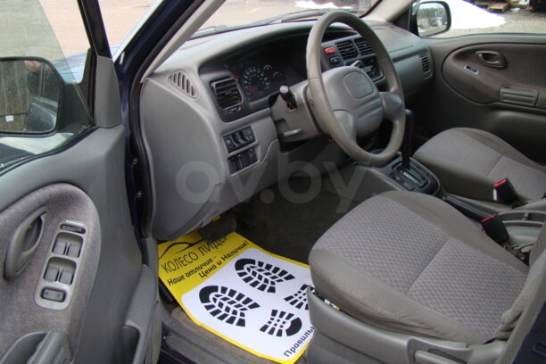 Chevrolet Tracker II, 2001 г.