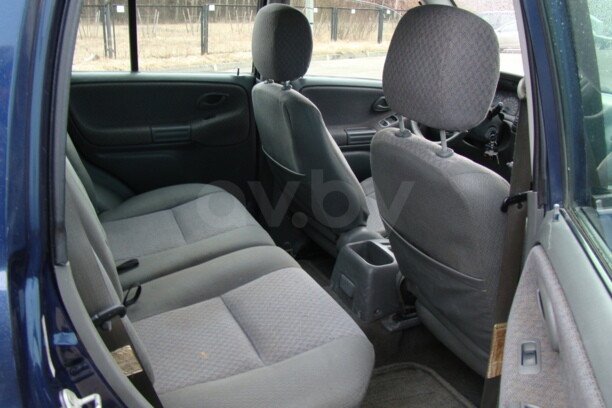 Chevrolet Tracker II, 2001 г.