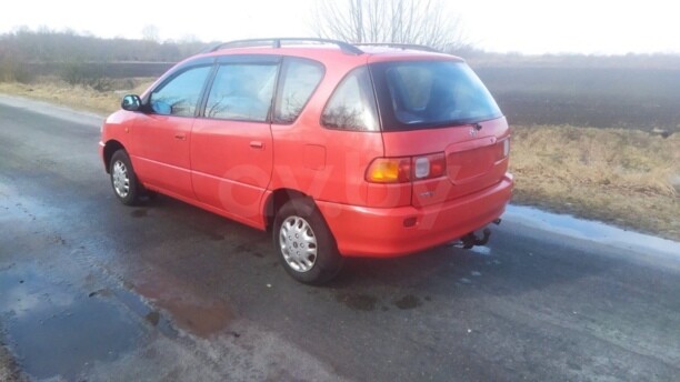 Toyota Picnic, 5 мест, 2000 г.