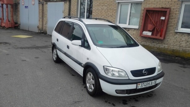 Opel Zafira A, 7 мест, 2000 г.