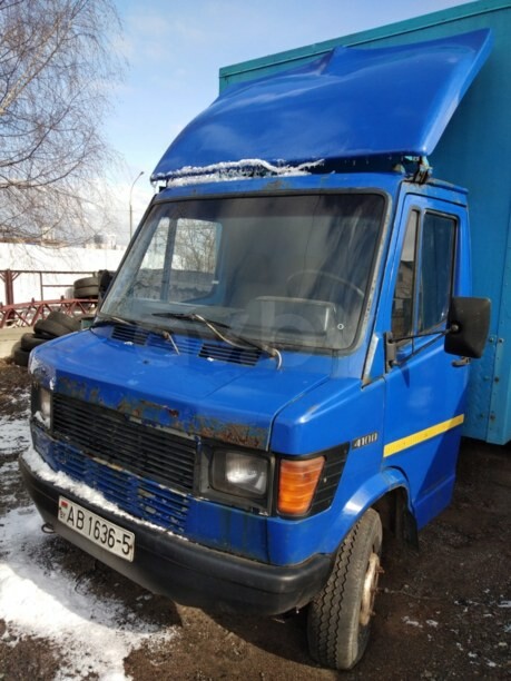 Mercedes Т1 207D - 410D, 1990 г.