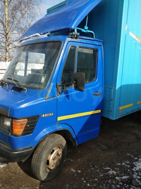 Mercedes Т1 207D - 410D, 1990 г.