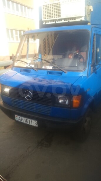 Mercedes Т1 207D - 410D 410, 1990 г.