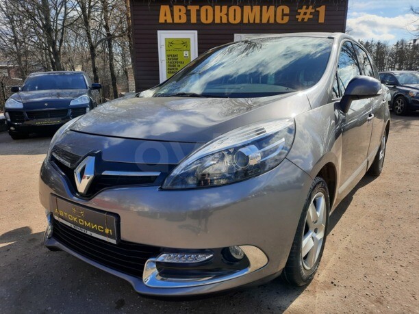 Renault Grand Scenic III · 2-й рестайлинг, 7 мест, 2016 г.