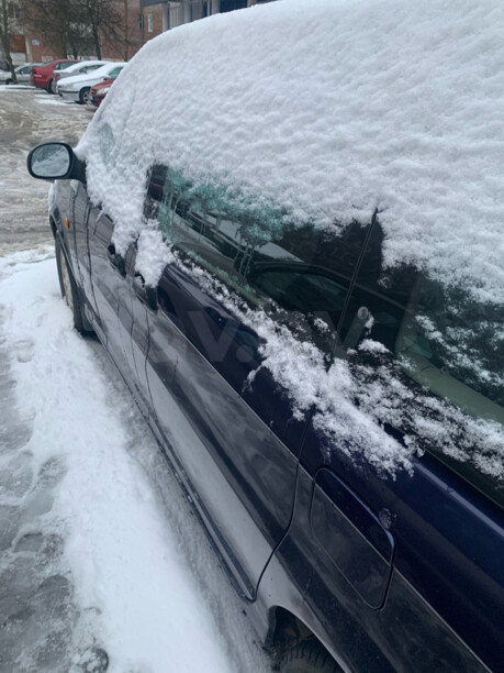 Kia Carnival I, 7 мест, 1999 г.