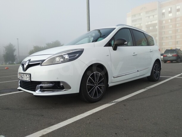 Renault Grand Scenic III · 2-й рестайлинг, 5 мест, 2014 г.