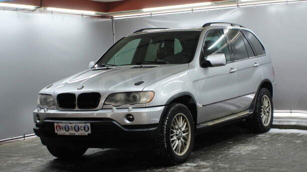 BMW X5 E53, 5 мест, 2001 г.