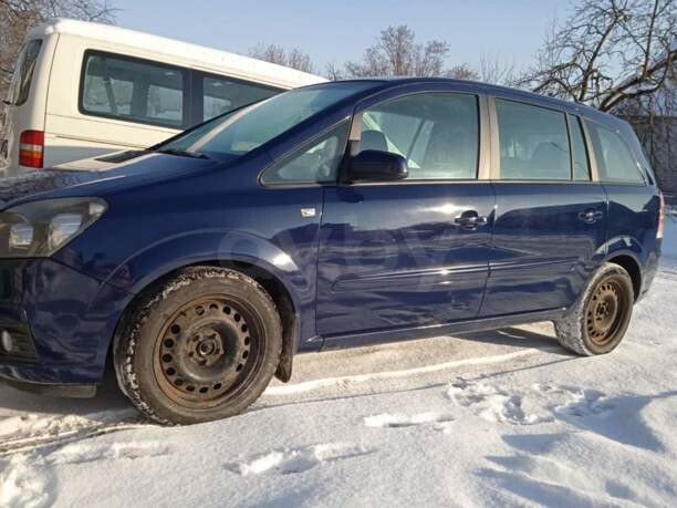 Opel Zafira B, 7 мест, 2006 г.