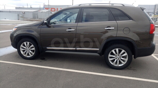Kia Sorento II, 5 мест, 2010 г.