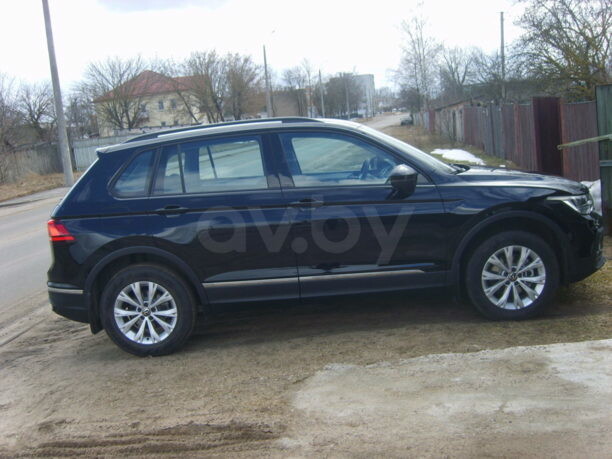 Volkswagen Tiguan II, 2021 г.