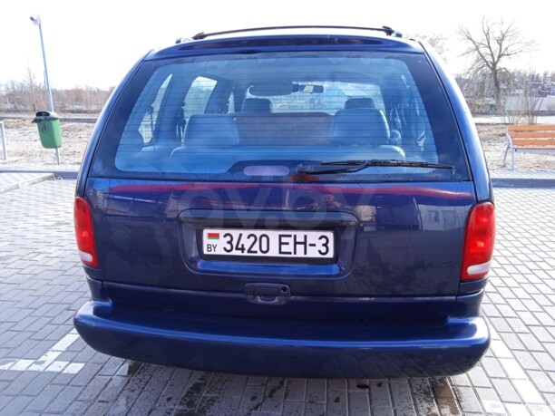 Chrysler Voyager III, 7 мест, 1998 г.