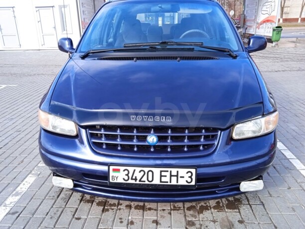 Chrysler Voyager III, 7 мест, 1998 г.