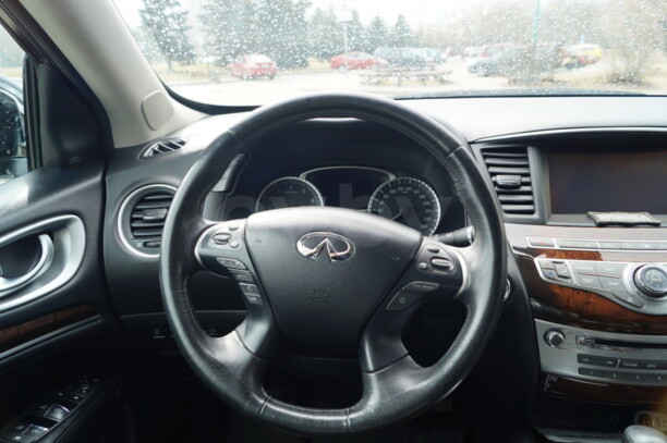 Infiniti JX, 7 мест, 2013 г.