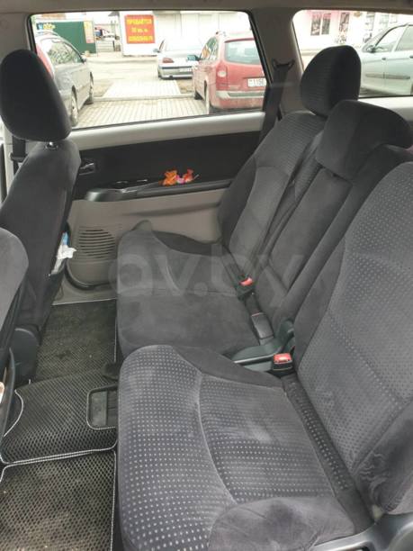Mitsubishi Grandis, 7 мест, 2006 г.