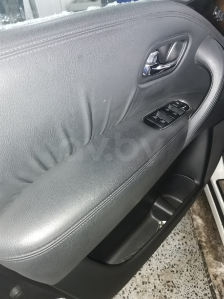 Infiniti QX56 II, 7 мест, 2011 г.