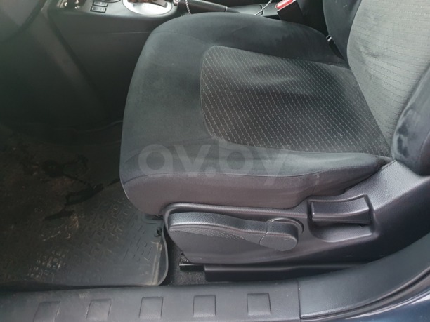 Nissan X-Trail II (T31) · Рестайлинг, 5 мест, 2011 г.