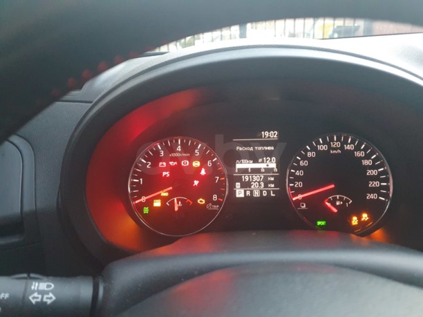 Nissan X-Trail II (T31) · Рестайлинг, 5 мест, 2011 г.