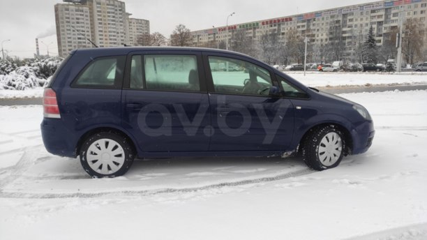 Opel Zafira B, 7 мест, 2005 г.
