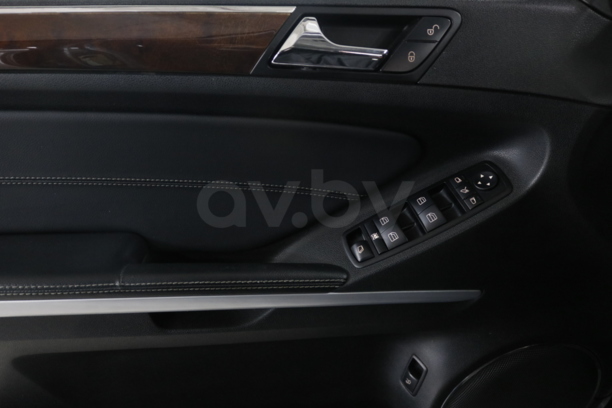 Mercedes-Benz GL-Класс X164 (Рестайлинг), 7 мест, 2010 г.