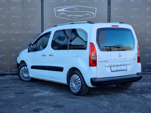 Peugeot Partner II, 2011 г.