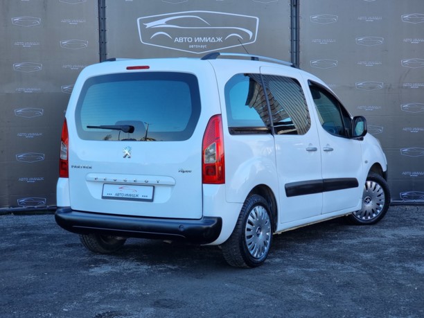 Peugeot Partner II, 2011 г.