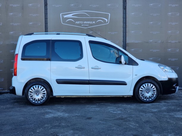 Peugeot Partner II, 2011 г.