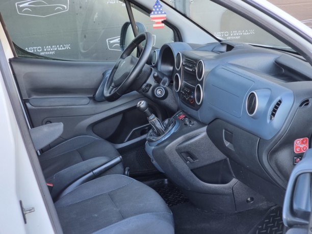 Peugeot Partner II, 2011 г.