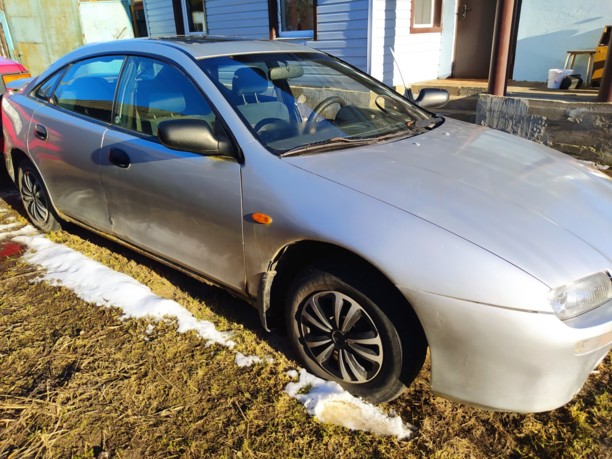 Mazda 323F, 1995 г.